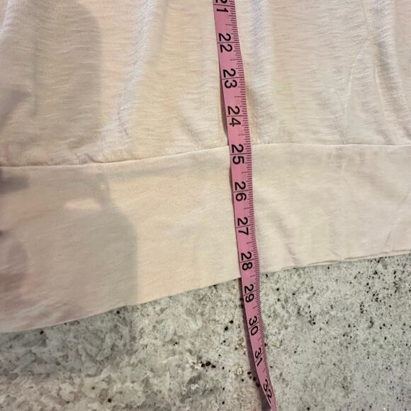 Revolve LA Made Womens Medium Pullover Top Cream Sleeveless V Neck NWT - Picture 8 of 8